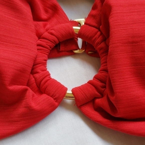 𝅺mossimo Red Bikini Top NWT - Picture 7 of 11